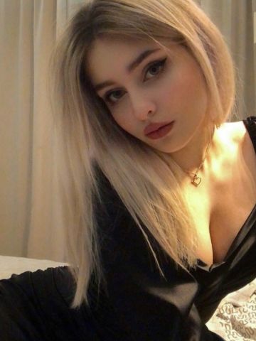 Наталья Реал Высокая Блондинка