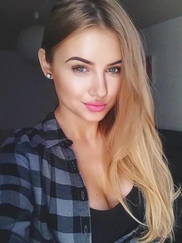 Карина фото 2